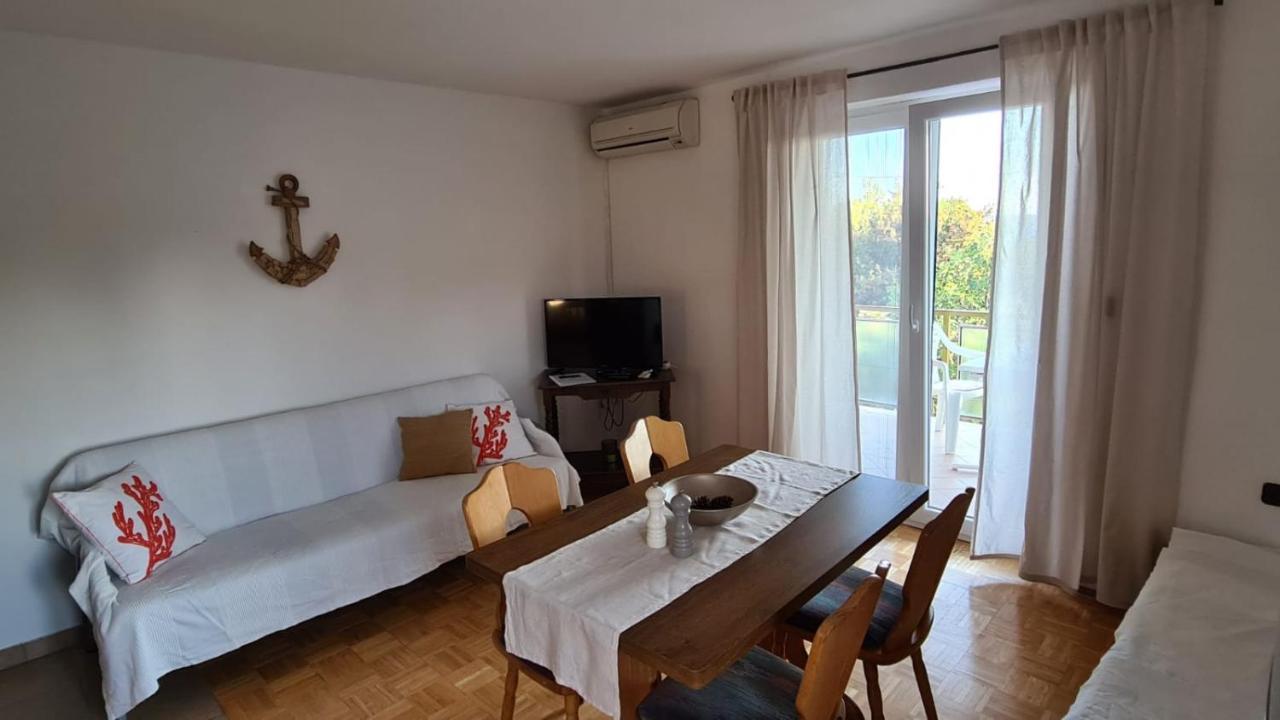 Apartmani Jelena Petrčane Extérieur photo